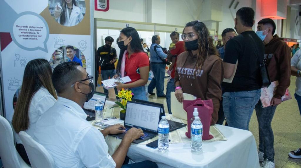 Más De 4000 Vacantes En Feria De Empleo Expo Konzerta En Atlapa Panorama Económico Panamá 1789